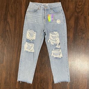 Blue Savvy Mom High Rise Raw Hem Distress Mom Jeans Womens Size: 11/30 NWT